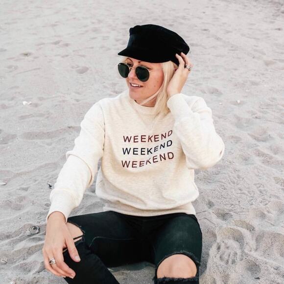 FRNCH paris Weekend sweatshirt. - Picture 10 of 10